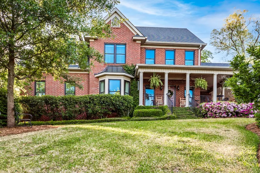 PARADISE FOUND<br>Lakefront - Pool - Beautiful Views - Image 1