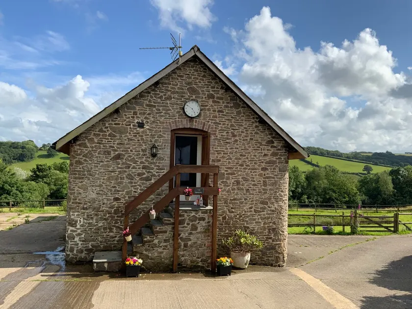 Entire Cottage in Rural Devon Retreat - Image 1