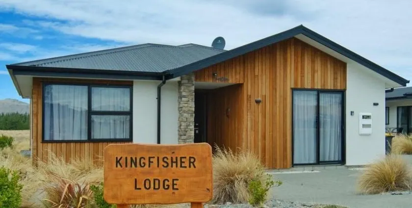Kingfisher Lodge - Image 1