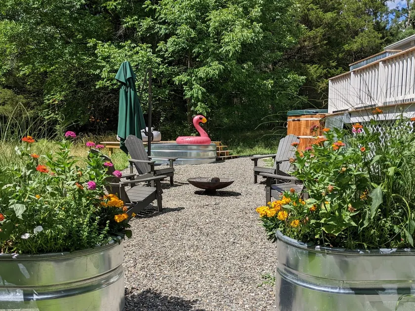Hudson Getaway w/ Hot Tub + Fireplace on 20 Acres - Image 1