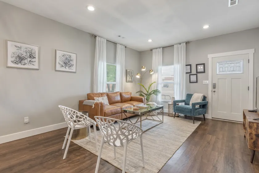Tulsa Boho Bungalow | King Bed• Near Dtwn•EXPO•TU - Image 1