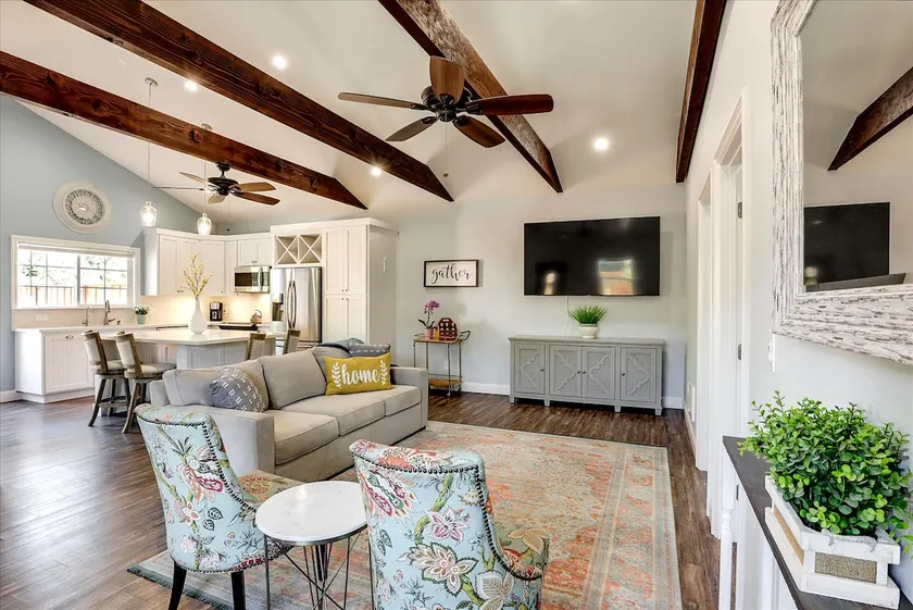 Canyon View Casita - Image 1