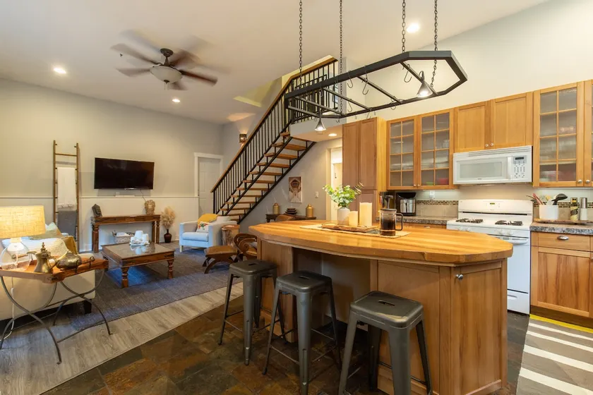 The Chalet - Your home away from home - Image 1