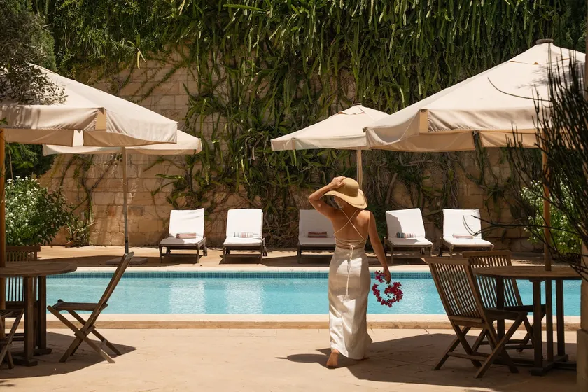 LUXUEUX Grand 18ème Maison de campagne située dans de grands jardins avec piscine - Image 1