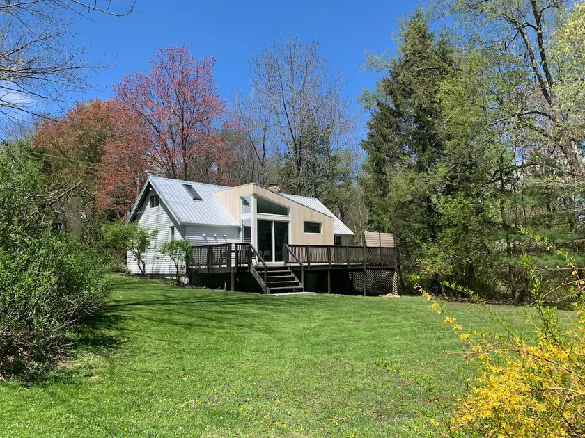Contemporary Cottage less than an hour from NYC! - Image 1