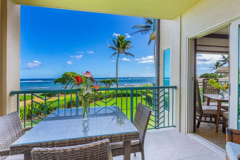 GORGEOUS OCEANFRONT CONDO W/AMAZING VIEWS - Waipouli A204 - Image 1