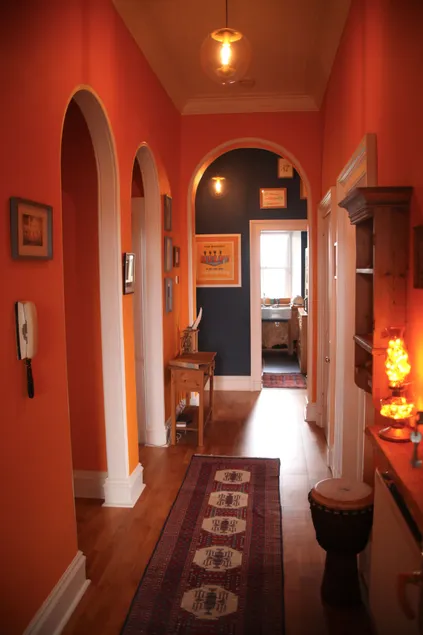 Grand top floor apartment in the Royal Bank House - Image 1