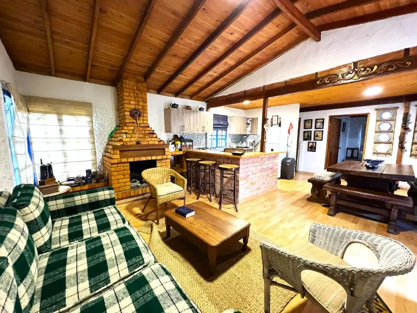 Beautiful Refuge in Laguna Suesca - Image 1