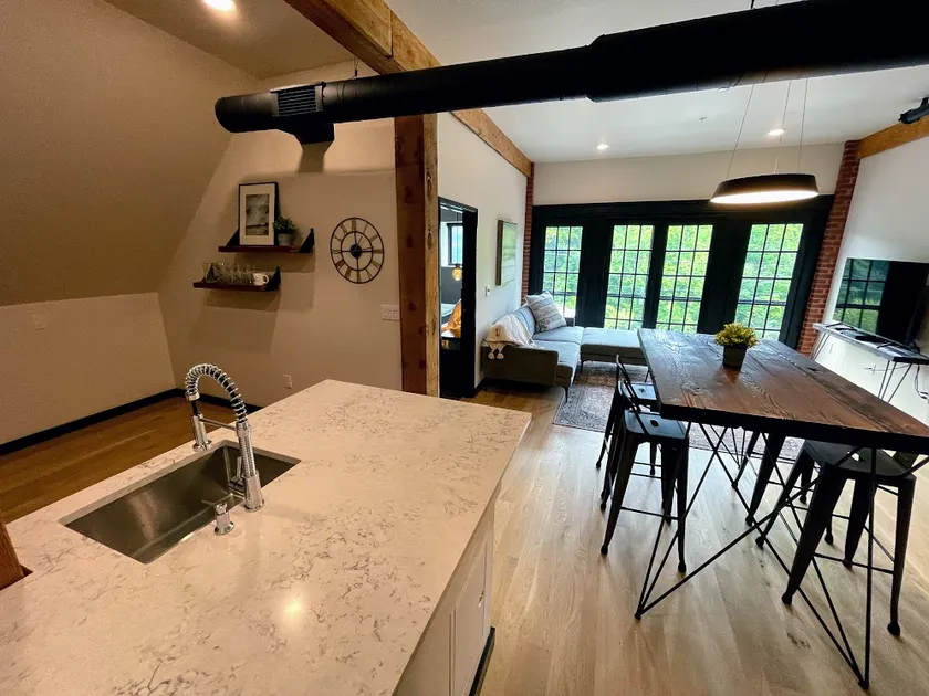 Ted Conklin Suite - Image 1
