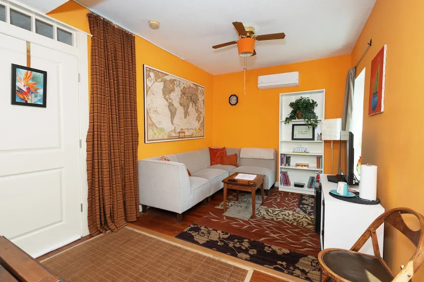 Charming Suite | Steps from Oberlin College - Image 1