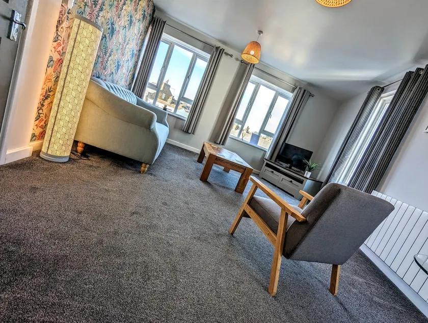 Stylish penthouse apartment - Image 1