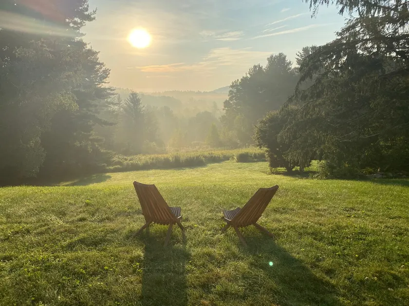 Stunning Views of the Berkshire Foothills - Image 1