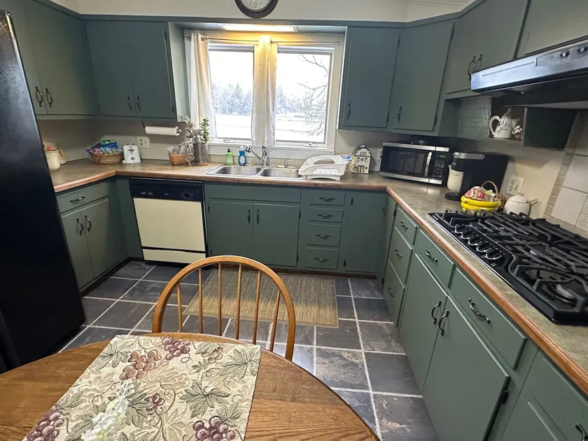 Riverview Suite - Image 1