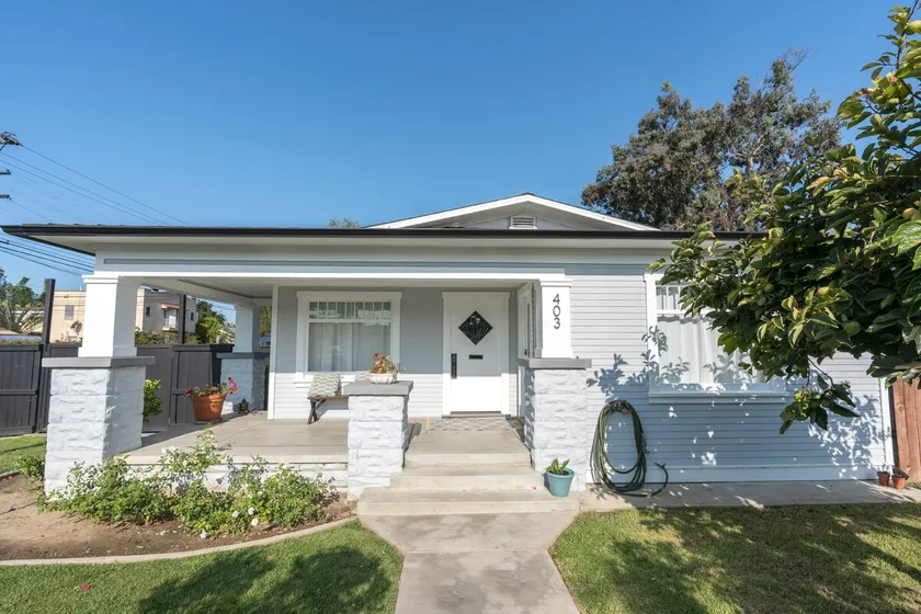 Long Beach Craftsman House. Historic district house-centrally located - Image 1