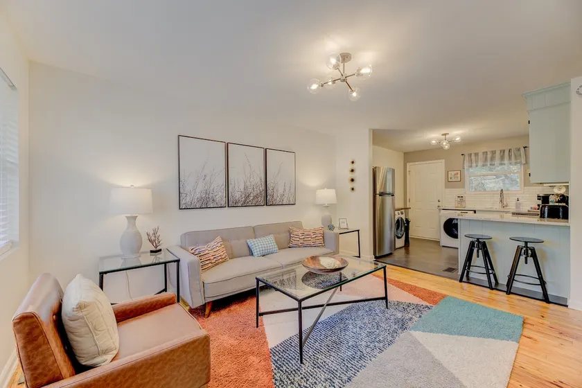 Modern renovierte Wohnung im ♥️ der Stadt - Image 1