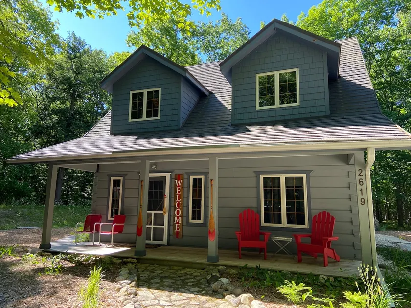 Door County-Cozy Cabin nestled in The Woods, and Close to all DC has to offer! - Image 1