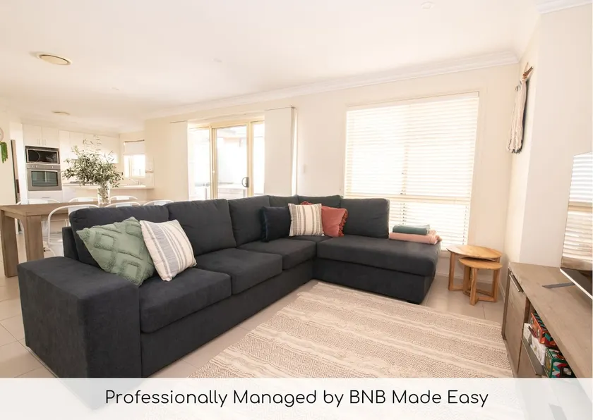 Park Villa - Near CBD, Spacious, Ideal for Work - Image 1