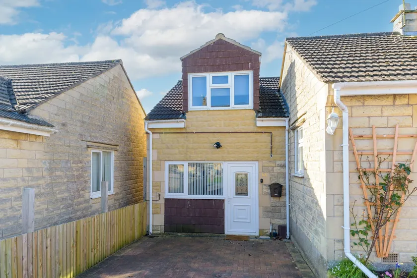 1+ Bedroom House in Bradford on Avon 1 k Town - Image 1