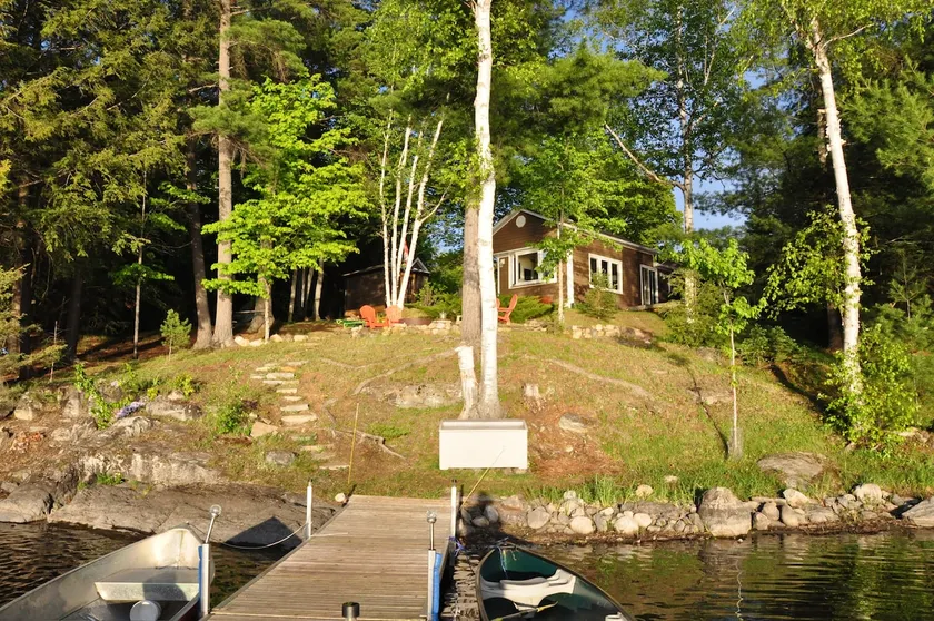 Kozi Cottage - Peaceful waterfront retreat - Image 1