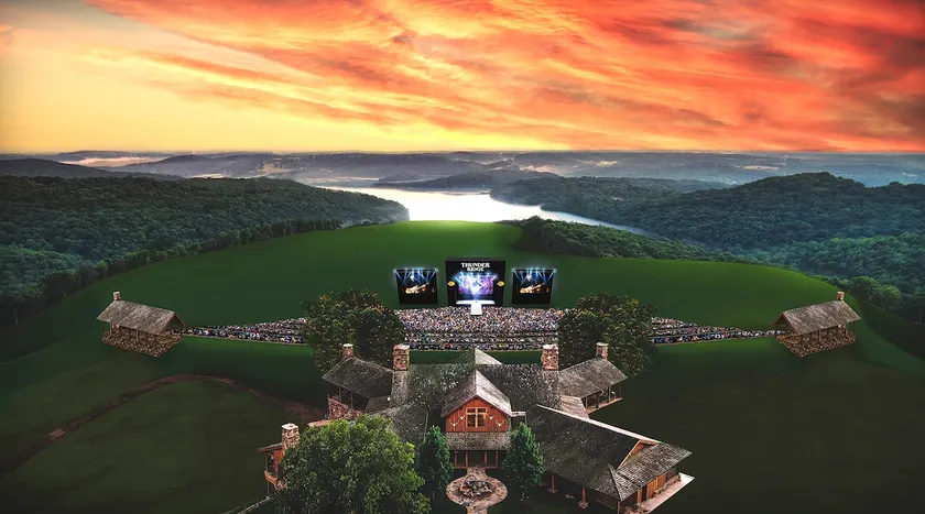 SDC Open in Jan. No StAiRs! Taneycomo Designer - Image 1