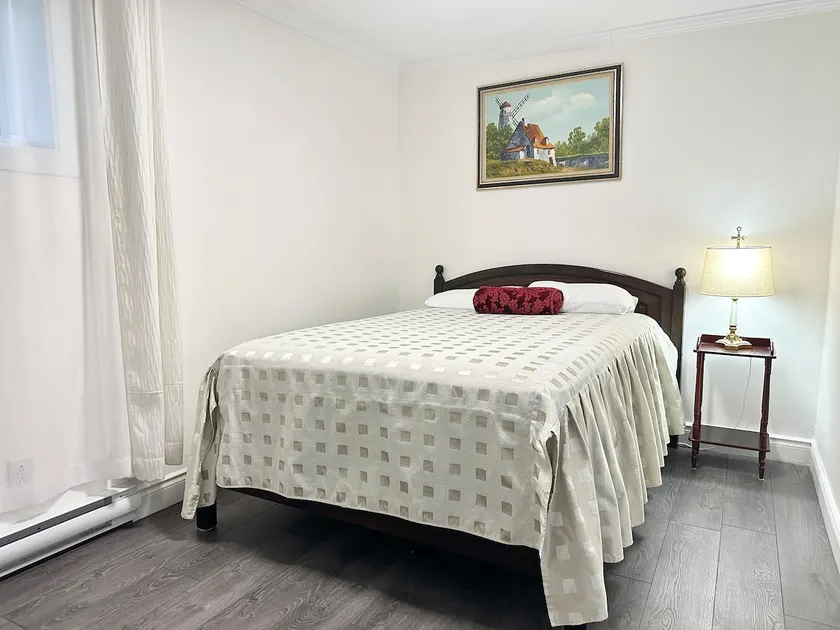 Quiet corner - Image 1