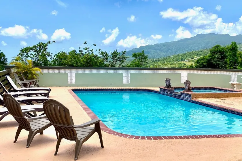 Casa Adalia del Yunque with Private Pool + River Swim - Image 1
