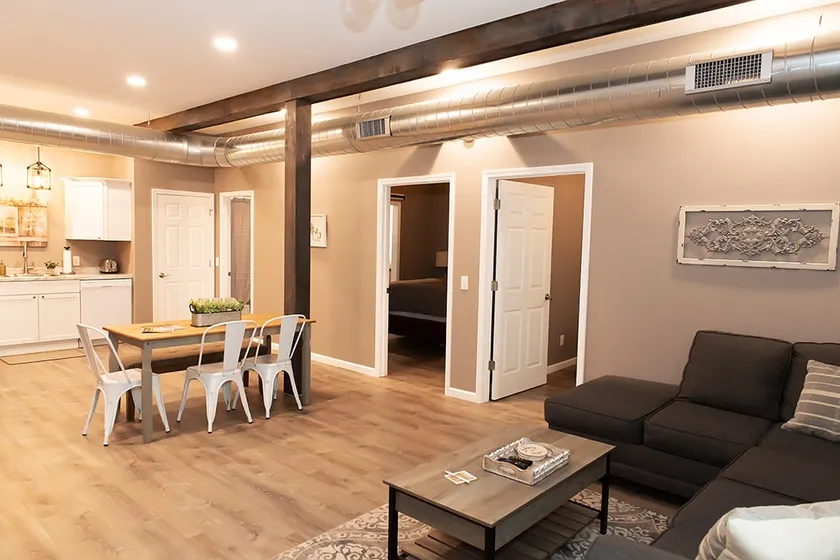 Lodging on Main ~ Beckman Suite - Image 1