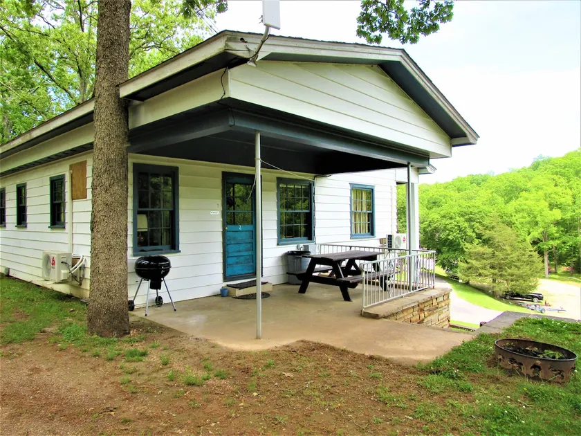 Cozy Lookout ~Duplex ~ Lake-View ~Pool - Image 1