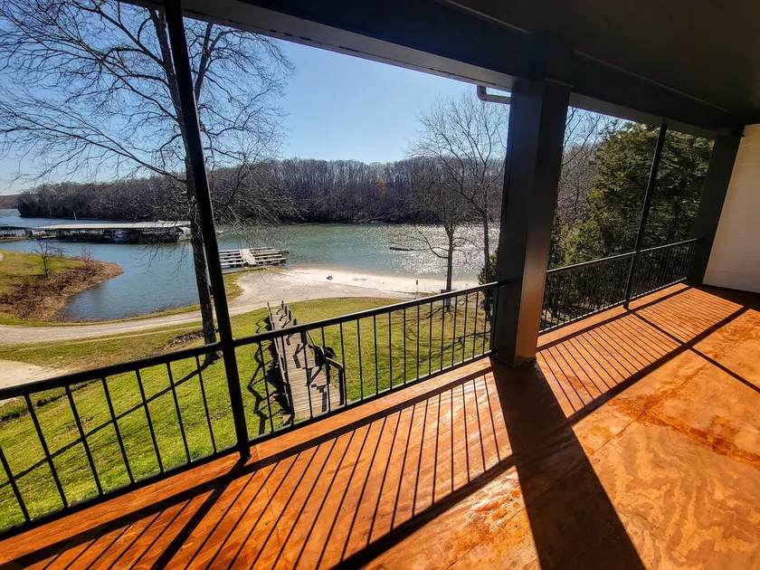 Egret's Cove Condo ~ Pool ~ Kayaks!~Lake View - Image 1