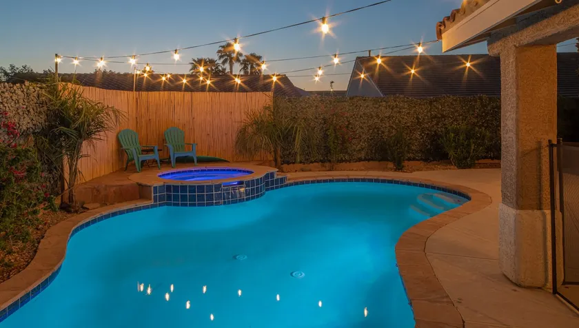 Good Vibes off the strip, 5BR, Secret room, 2 King Beds, Pool and Spa - Image 1