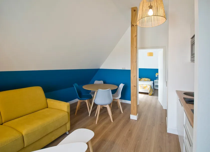 CosyBNB Jaune appt indépendant, wifi, petit déjeuner parking - Image 1