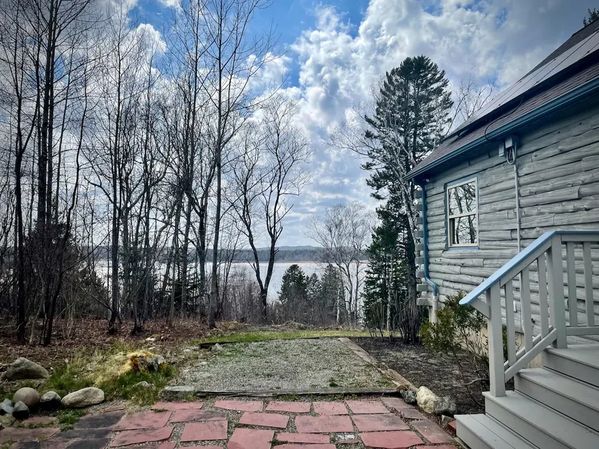 The Maine Salt River Cottage - Image 1