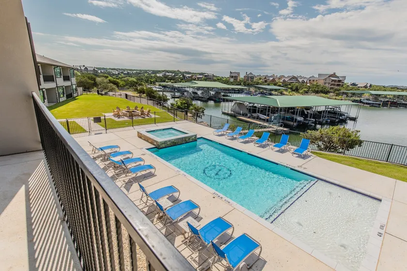 \"Mimis Platz\" Wasserfront Condo - Image 1