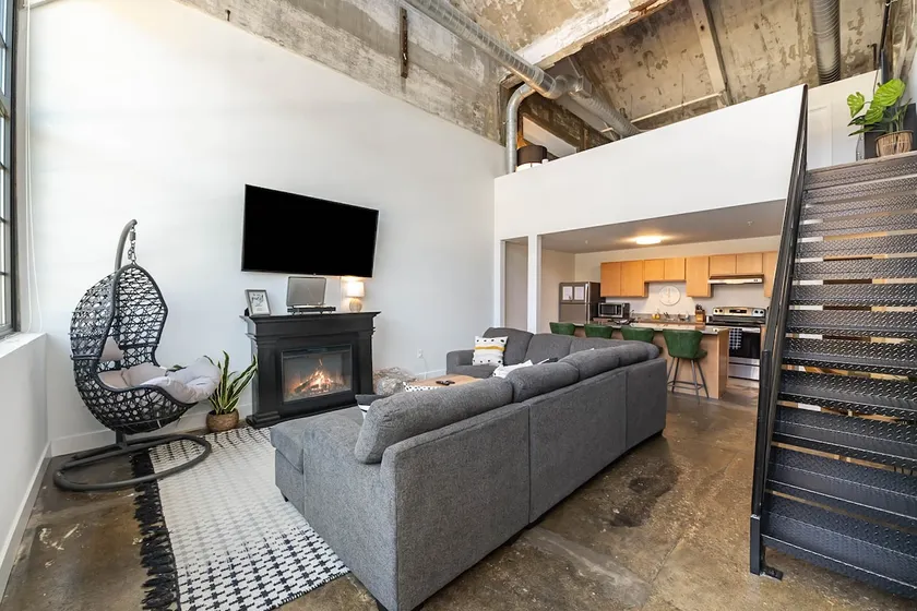 The Coolest Loft in the Cincinnati Area - Image 1