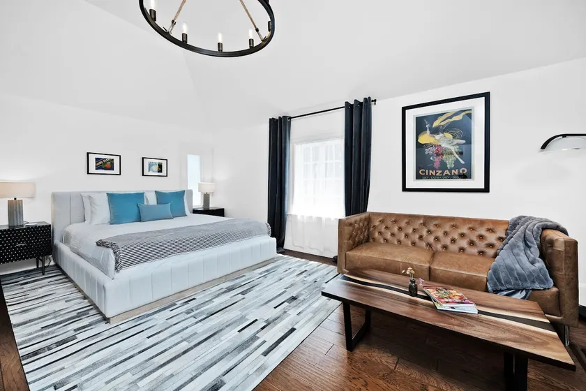 A Private Guesthouse Studio - The Owl - Image 1