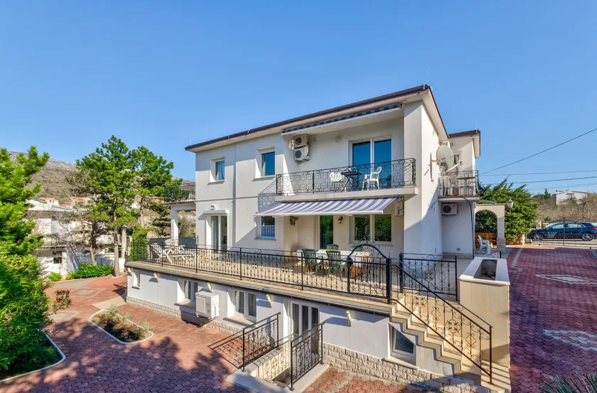 Private apartment, balcony, close to the sea (OG4) - Image 1