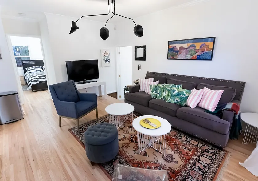UCLA BRUIN Hideaway - West LA, Culver City - Image 1