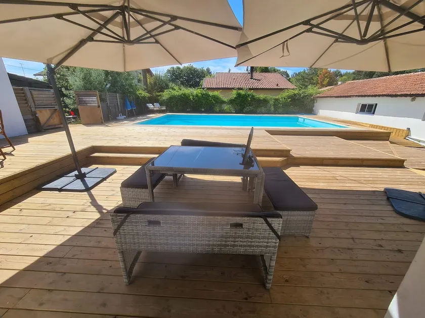 Pretty Landes house, pool, facing the lake, near the ocean - Image 1