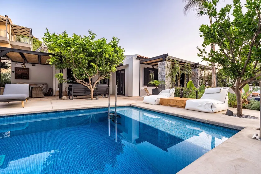 New Villa HALO just 100m from the beach - Image 1