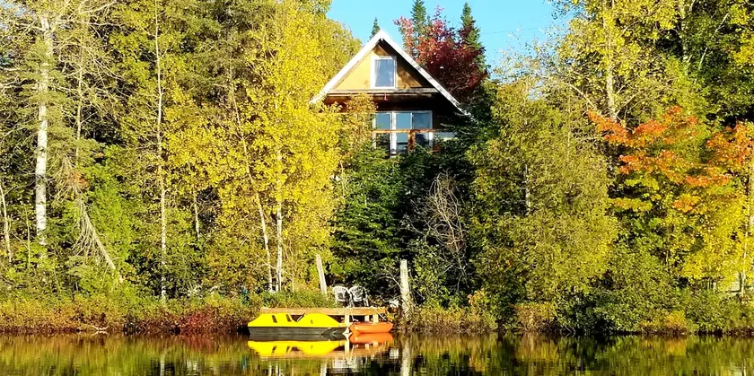 Relaxing Chalet at the Lake - Image 1