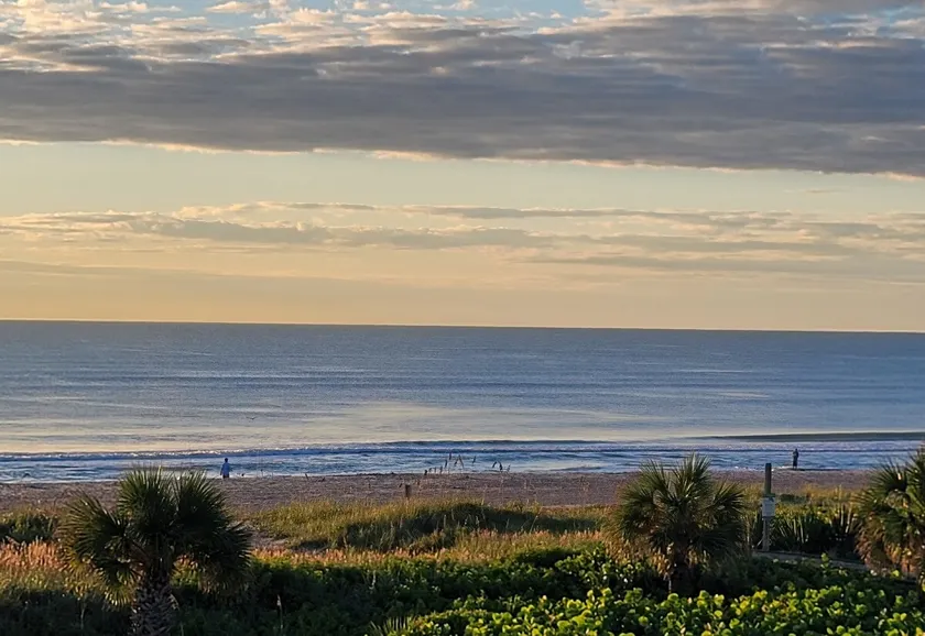Beautiful 1/1 Ocean View Condo w/Beach Access!! - Image 1