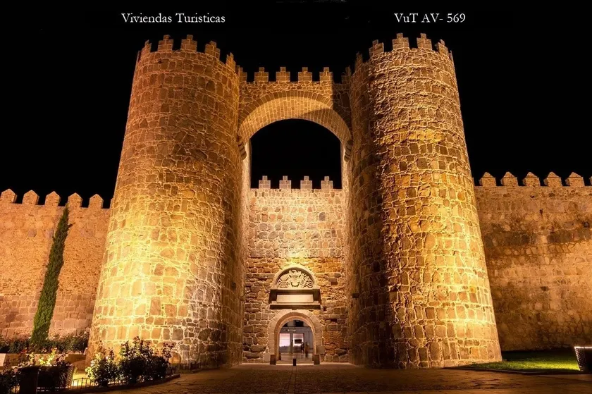 VuT in Puerta del Alcázar, better impossible. - Image 1