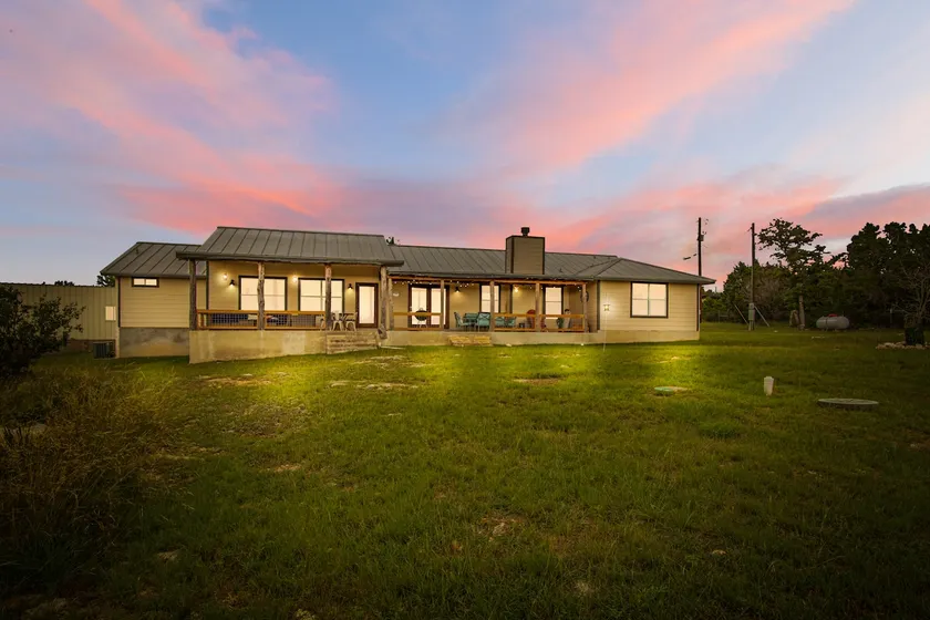 Boerne Mountain Retreat - Image 1