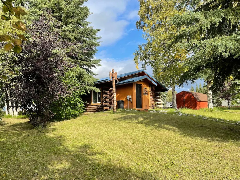 Modern Cabin in Town+Creamers Field+Trails+FirePit - Image 1