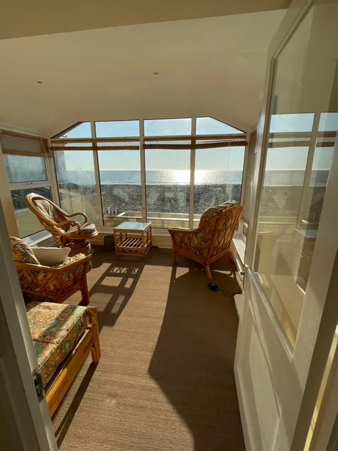 4-bedroom beach cottage - Image 1