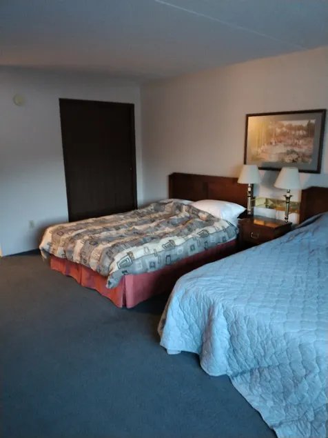 126 Ski, Sled, Snowboard Condos - Image 1