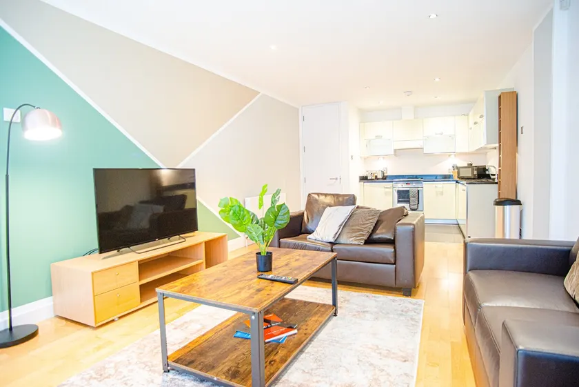 MySquare One Bed Serviced Apt in Farringdon - Image 1