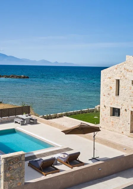 Sea Side LaLune Villa, with Heated Pool & Spa Whirlpool - Image 1