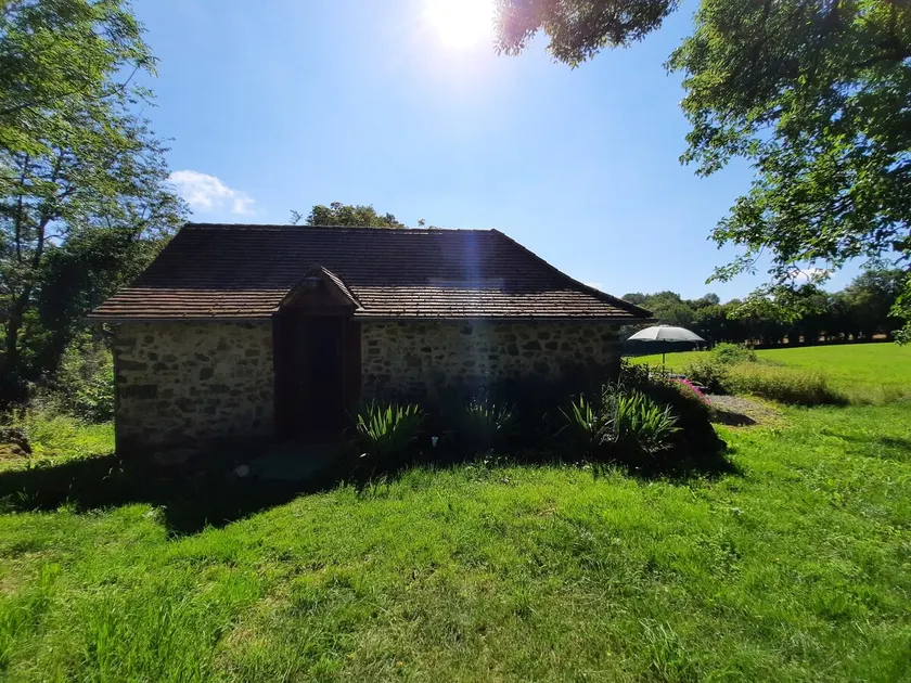 Authentic Papillon-Dordogne Gîte (Périgord, 2p) - Image 1