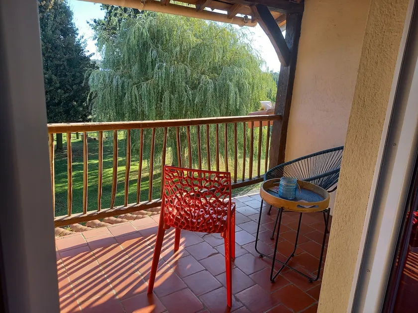 Furnished tourist apartment - Image 1